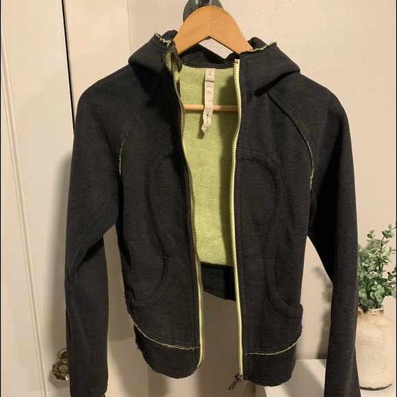 Lululemon Scuba hoodie-vintage/throwback style - Picture 2 of 6